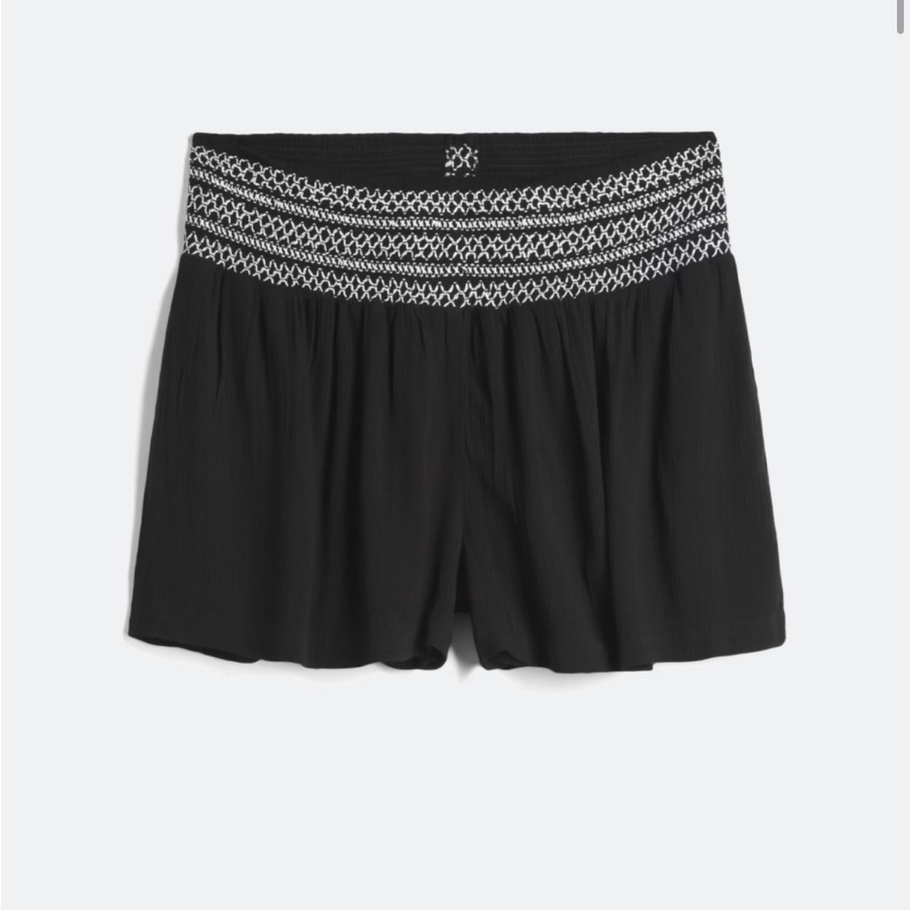 RD Style Black High Waist Shorts with Embroidered Detail